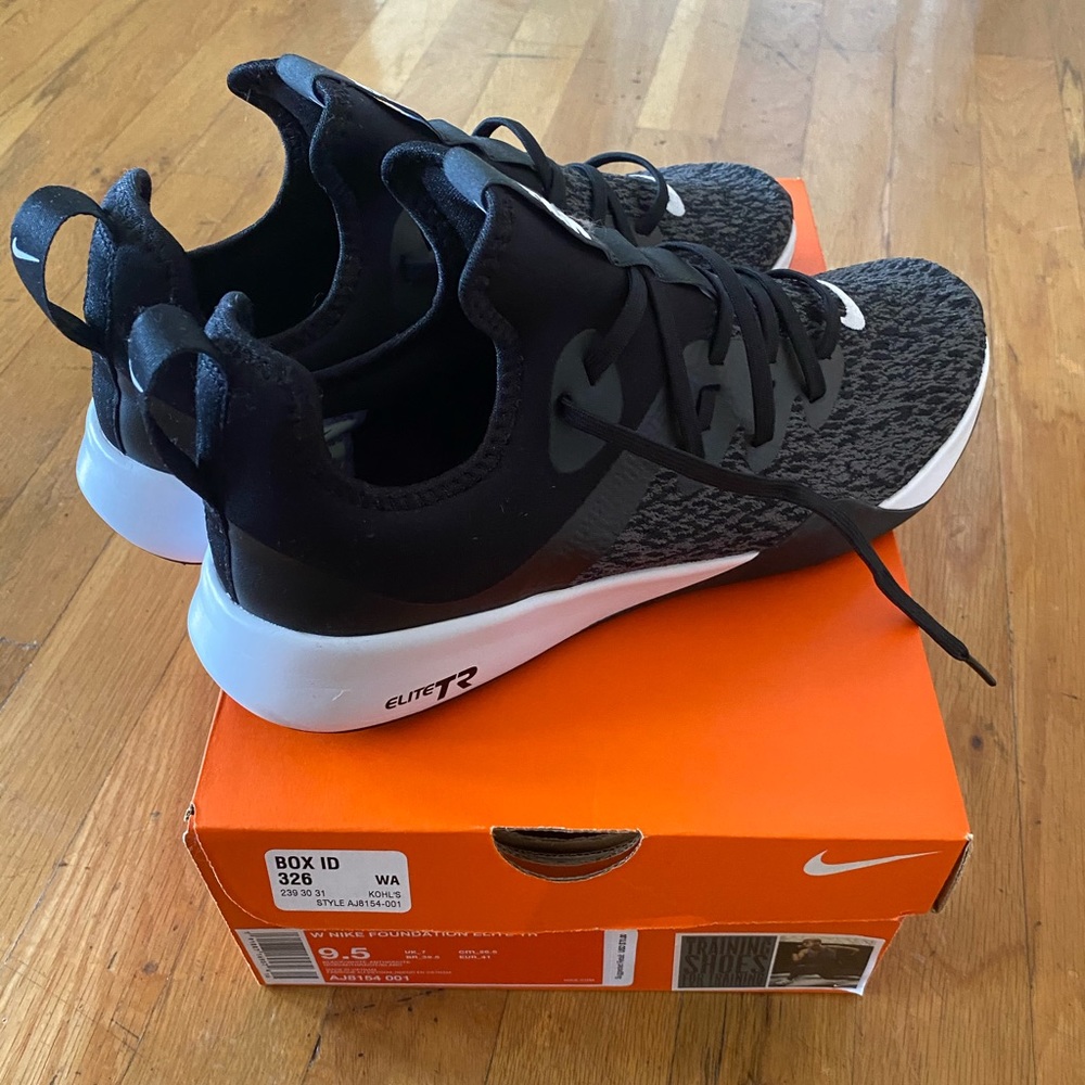 Nike Foundation Elite TR